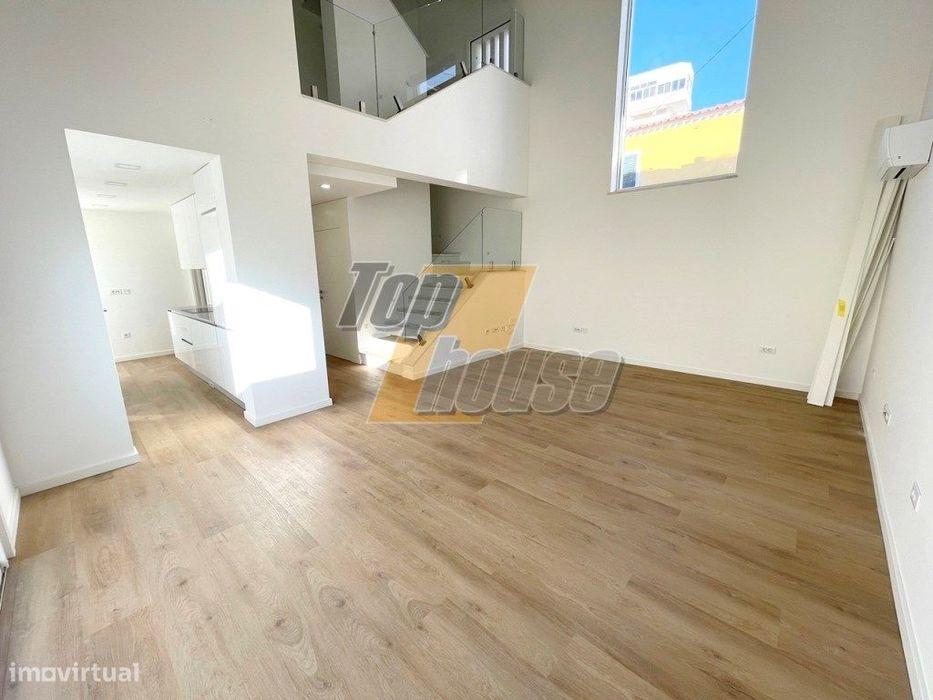 Moradia T3 Nova - Costa de Caparica - Pronta Habitar