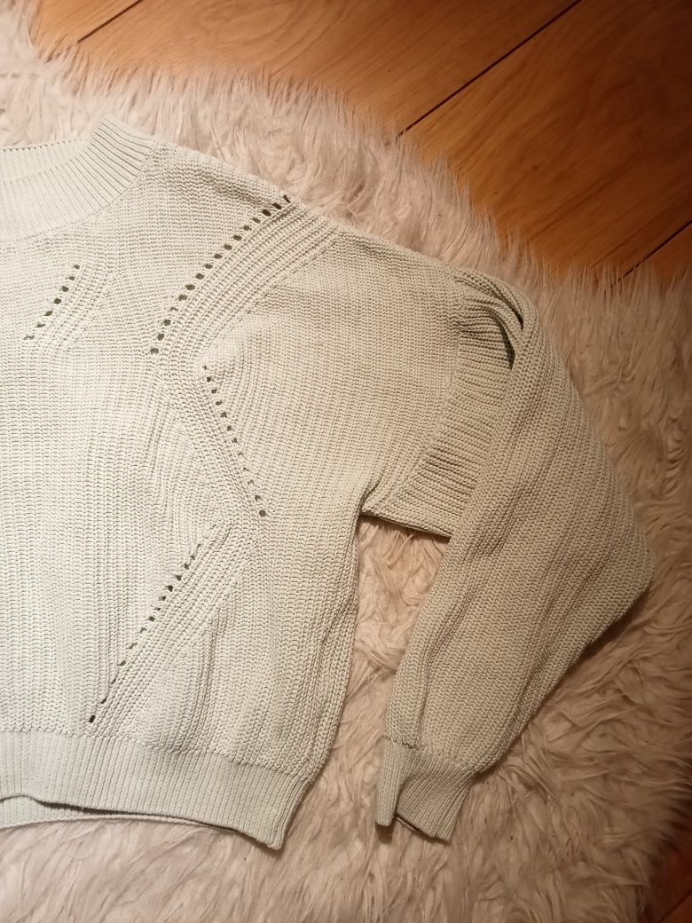 Sweter pleciony krótki oversize XS