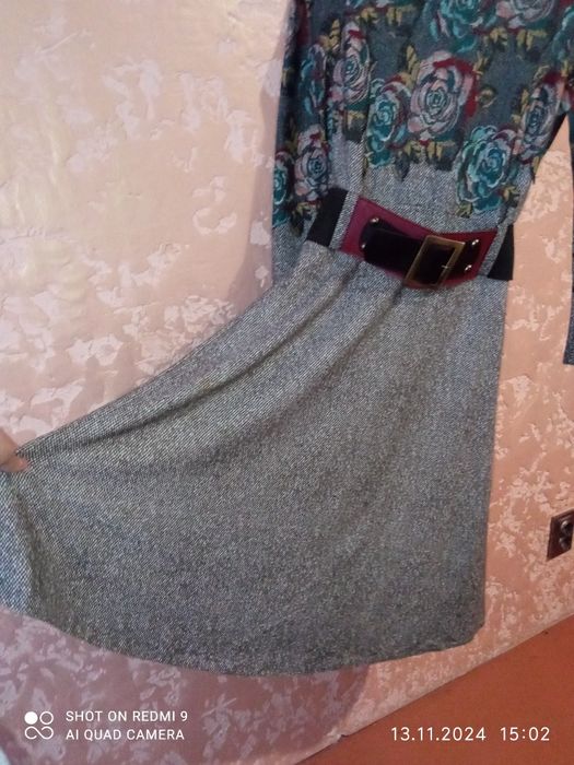 Довга сукня на застібці