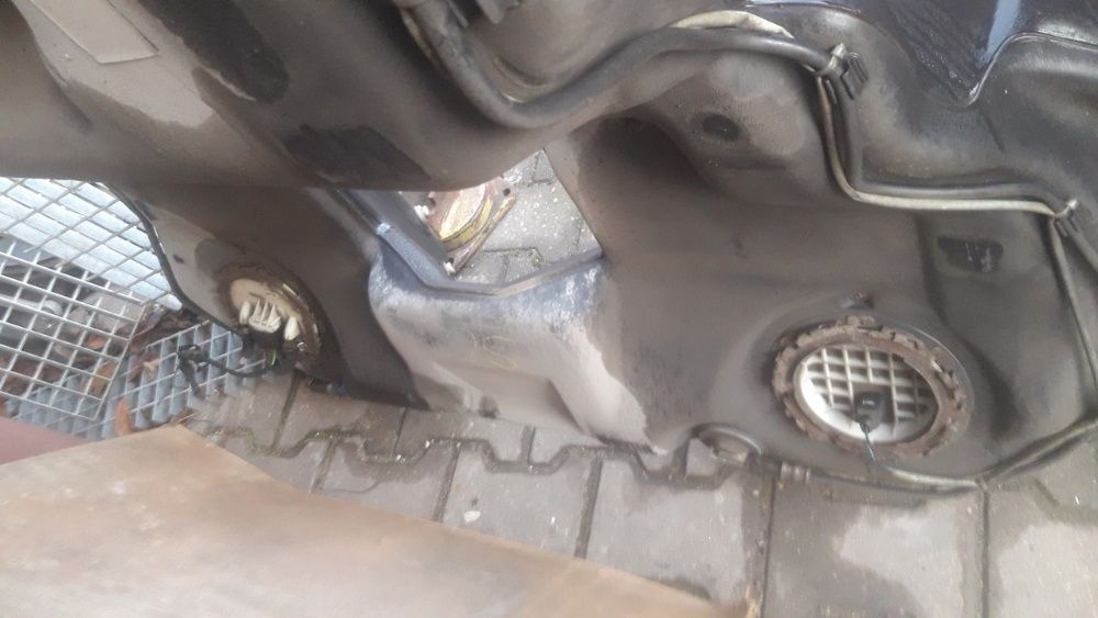 Pompa paliwa bak Audi A6 C5 2.8 V6 ACK Quattro Kombi 4x4 97-00