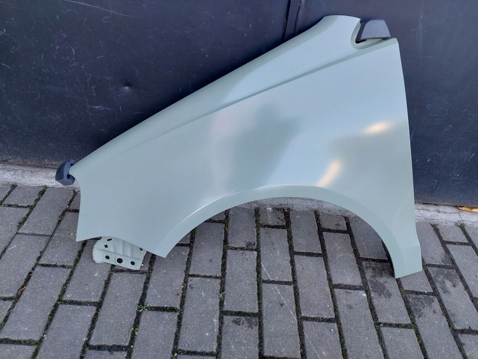 VW Polo IV 4 9N3 lift 05-09 błotnik przód przedni  lewy nowy zamiennik