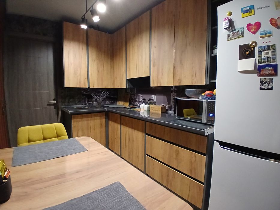 Продам кімнату в гуртожитку блочного типу вул.Амброса 48.