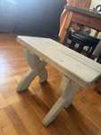 Taboret drewniany