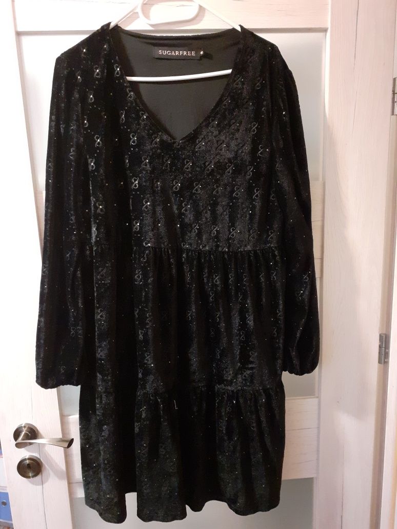Czarna sukienka Pepco 40/XL