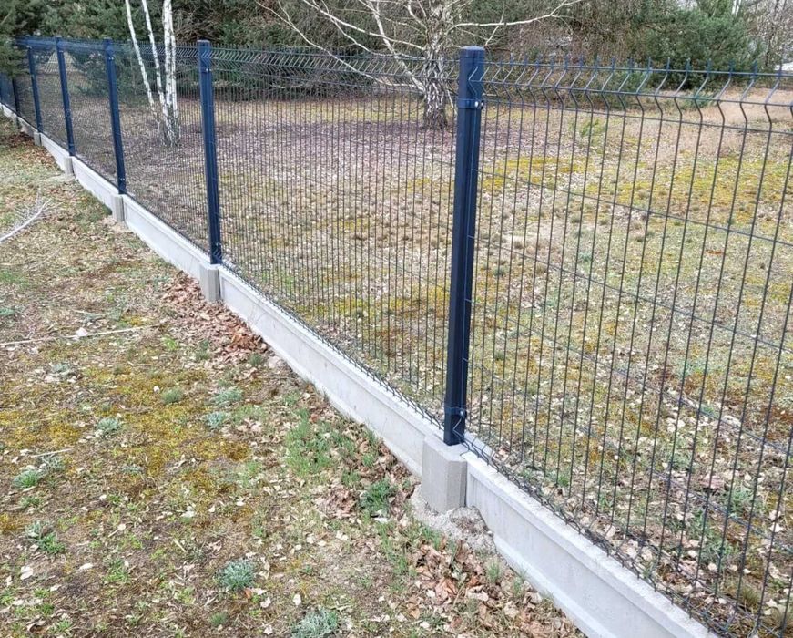 Ogrodzenie panelowe w zestawie z podmurówką płot panelowy  w komplecie