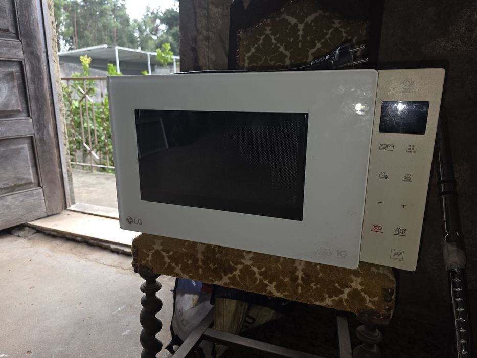 Micro-ondas LG usado
