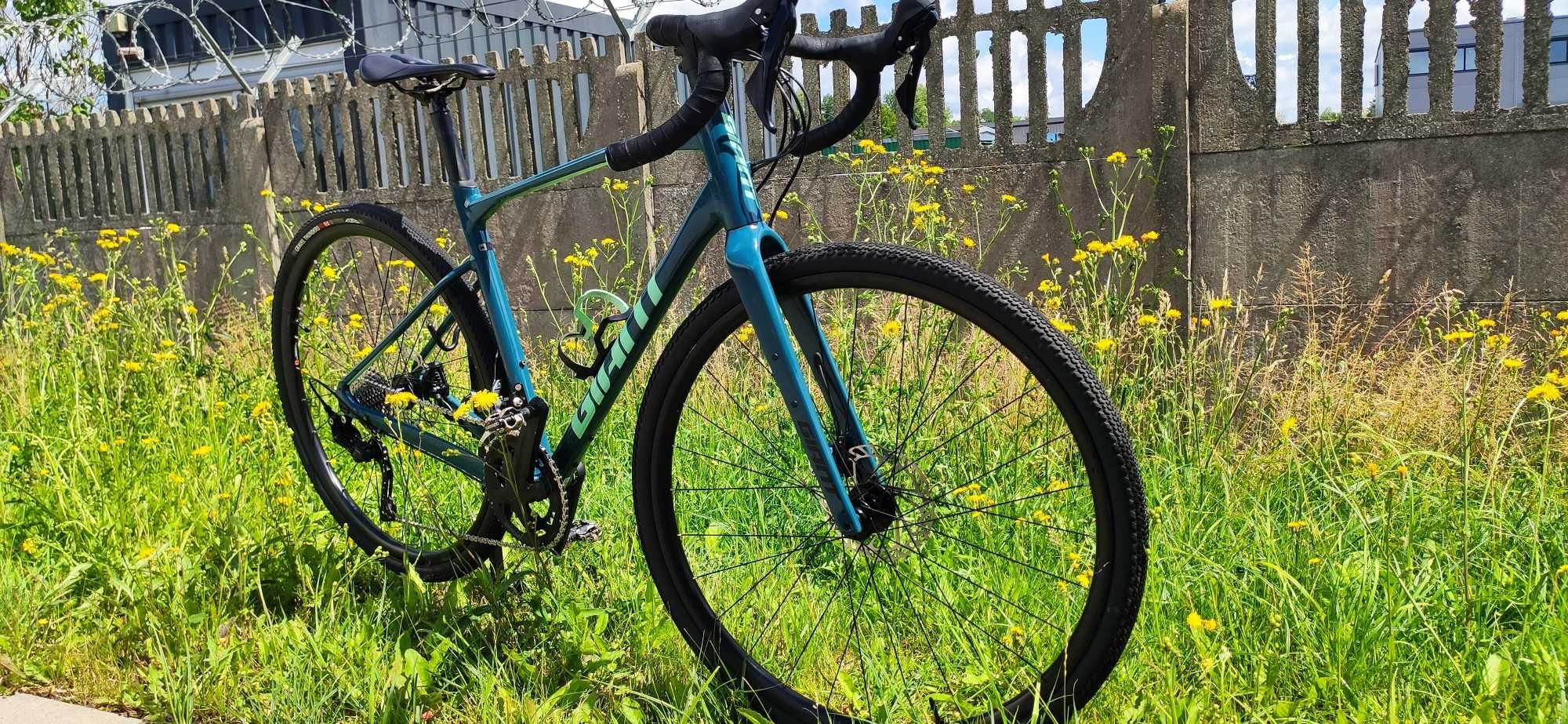 Doinwestowany gravel Giant Revolt 1 GRX rozmiar M/L