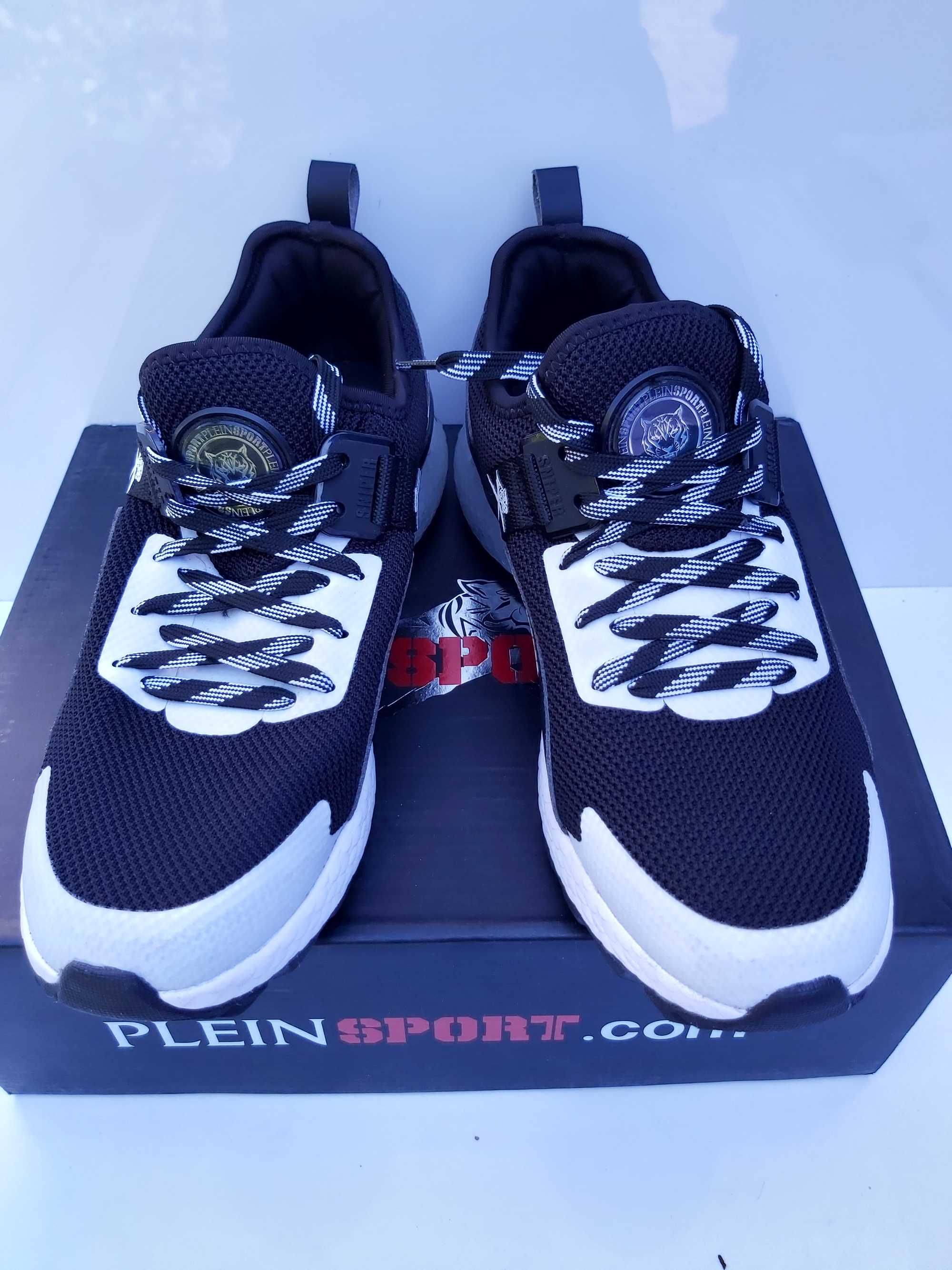 Nowe Sneakersy PLEIN SPORT runner tiger 42