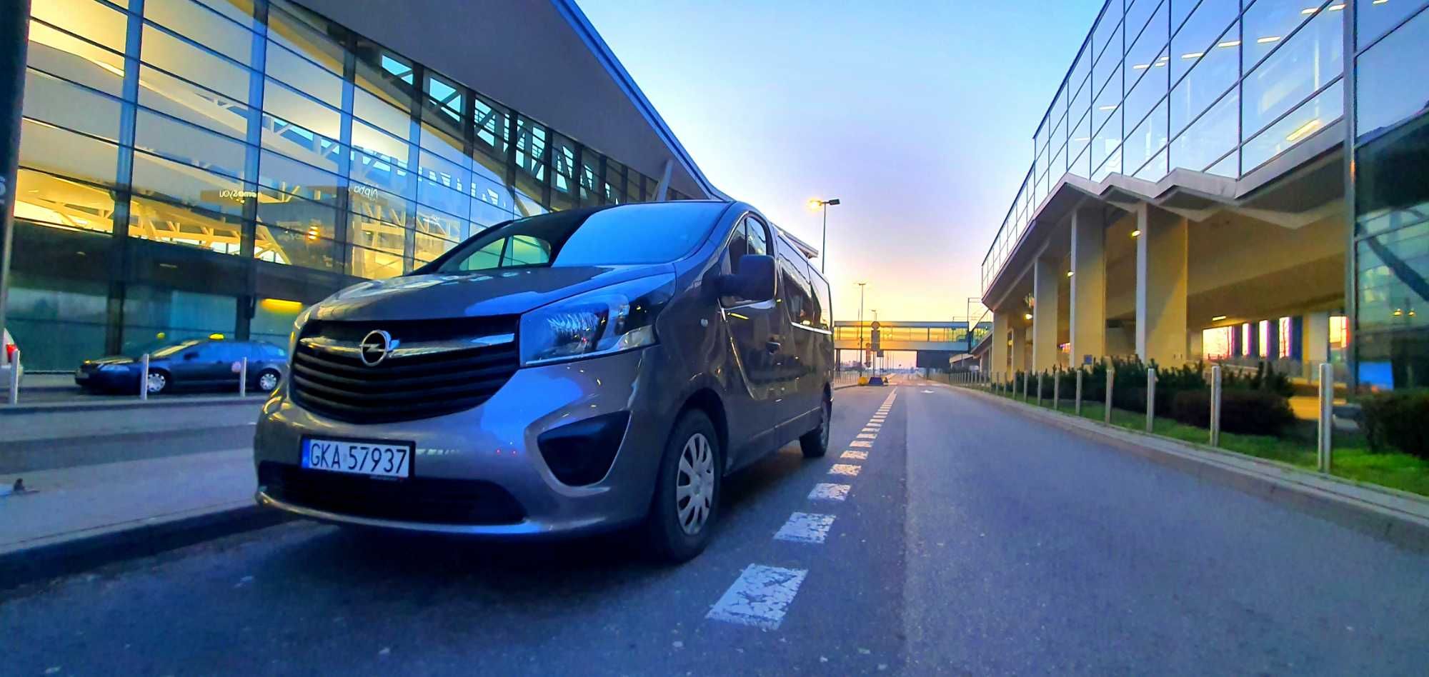 - Wynajem/ wypożyczalnia busów. Auta 9 osobowe  Air lotnisko
