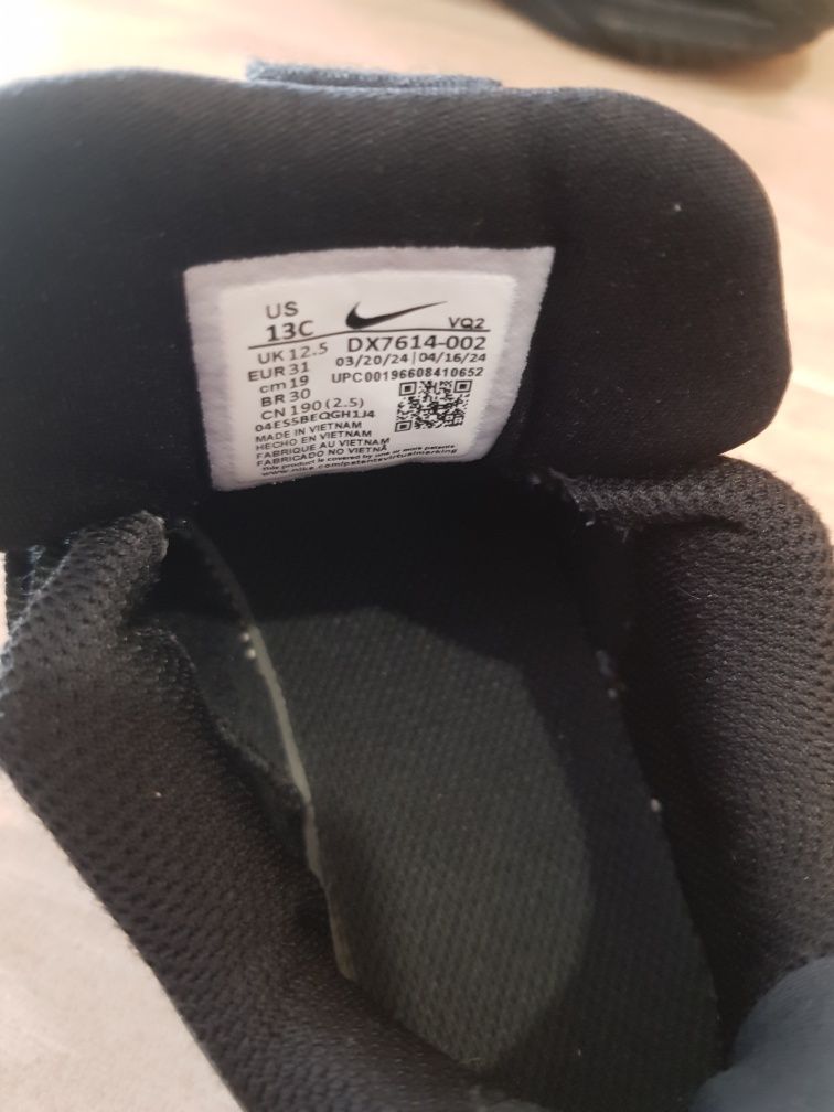 Sapatilhas Nike 31