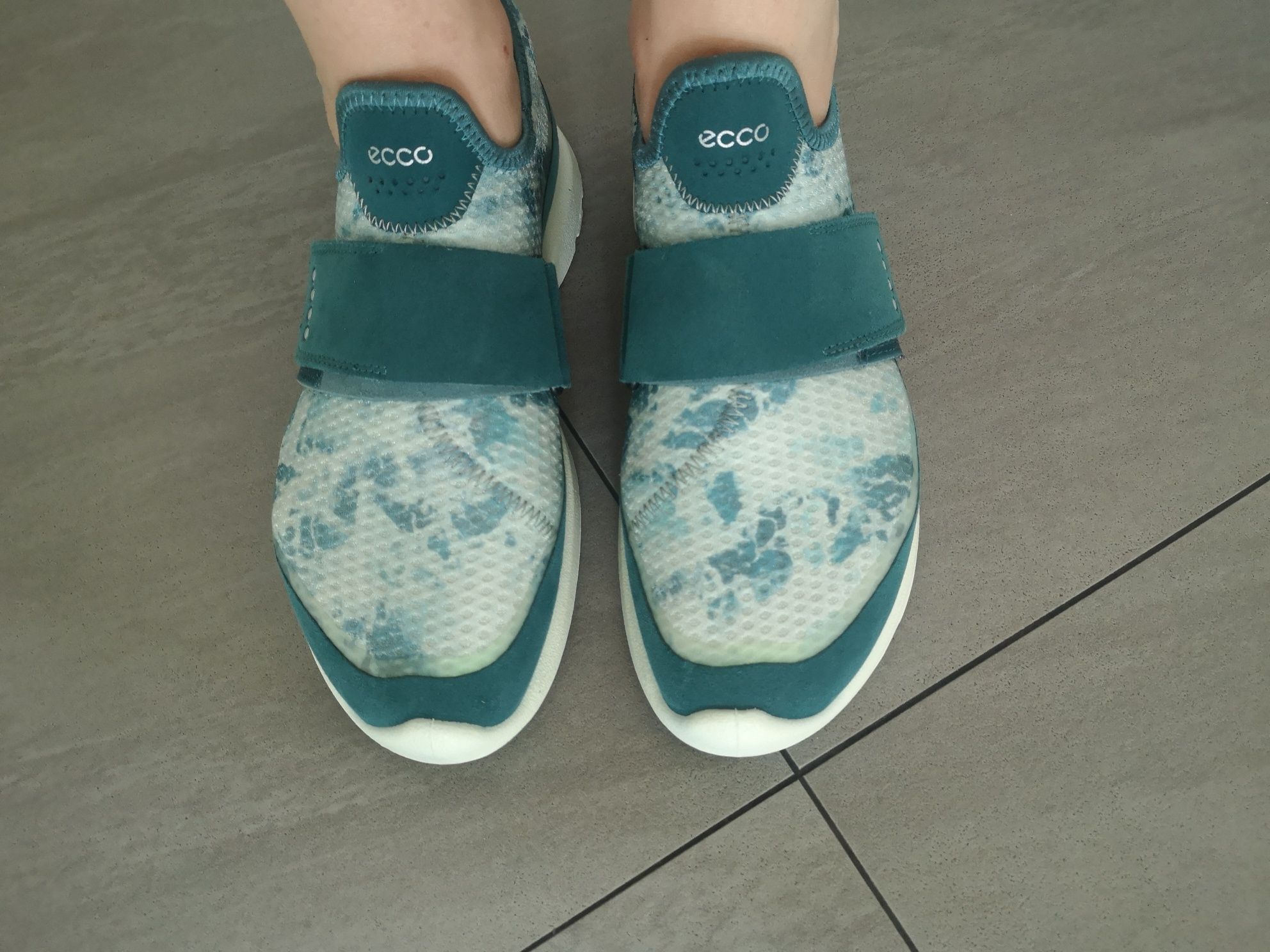 Ecco Biom Amrap zielone  buty sportowe sneakersy  r. 38