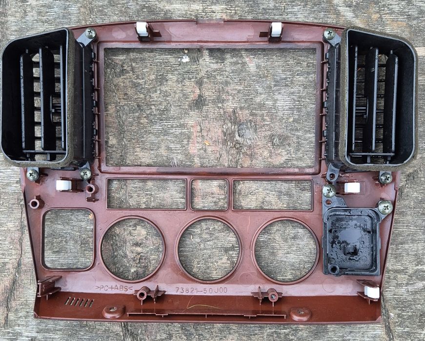 Suzuki Grand Vitara ramka radia 2din