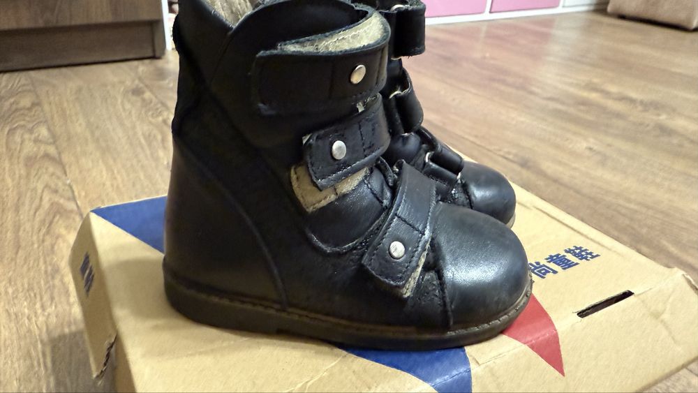 Ортопедтичні зимові сапожки 24р