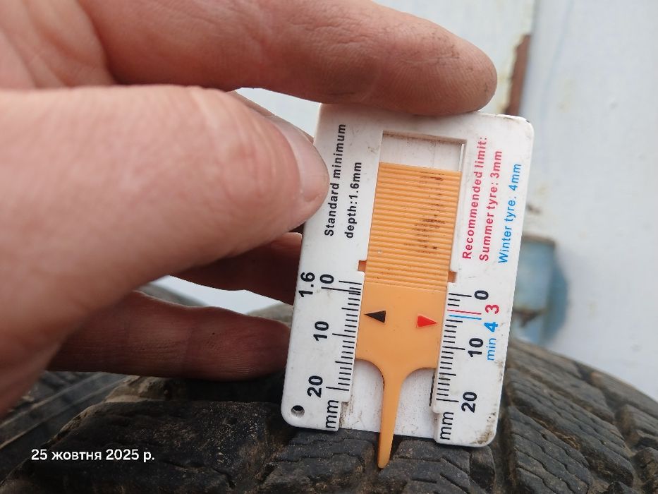 Шини диски резина зимня 185/65 R15 диски 4 на 100 з опеля комплектом