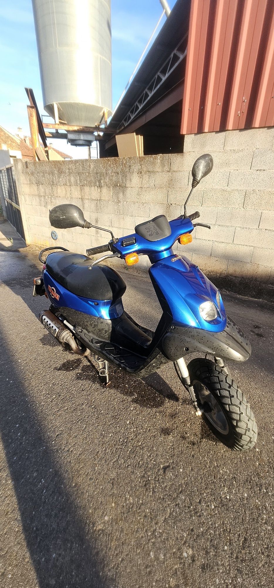 Scooter Peugeot Trekker ofroad