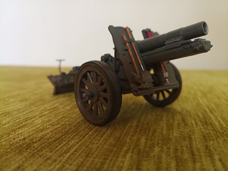 Model Armata polowa 15 cm. SIG 33 1:35