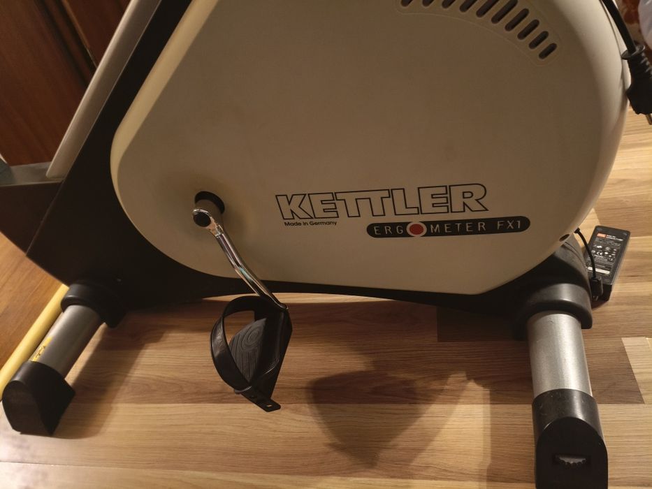Rower stacjonarny marki Kettler ergometr