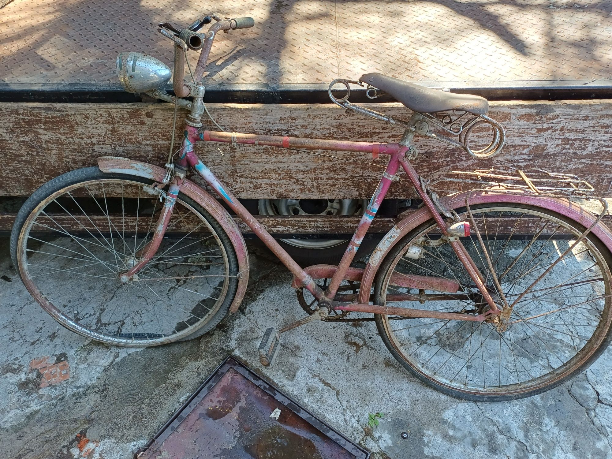 Bicicleta de Homem Pasteleira