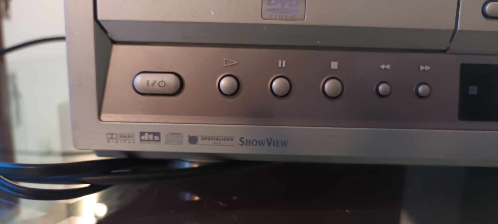 Leitor dvd e gravador SLV D900€