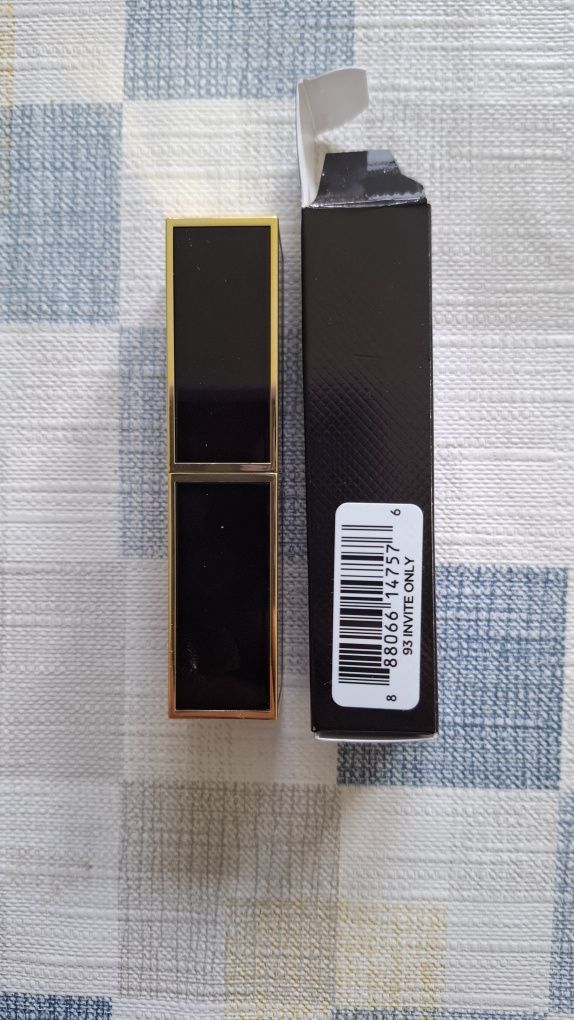 Tom Ford pomadka, szminka Invite only