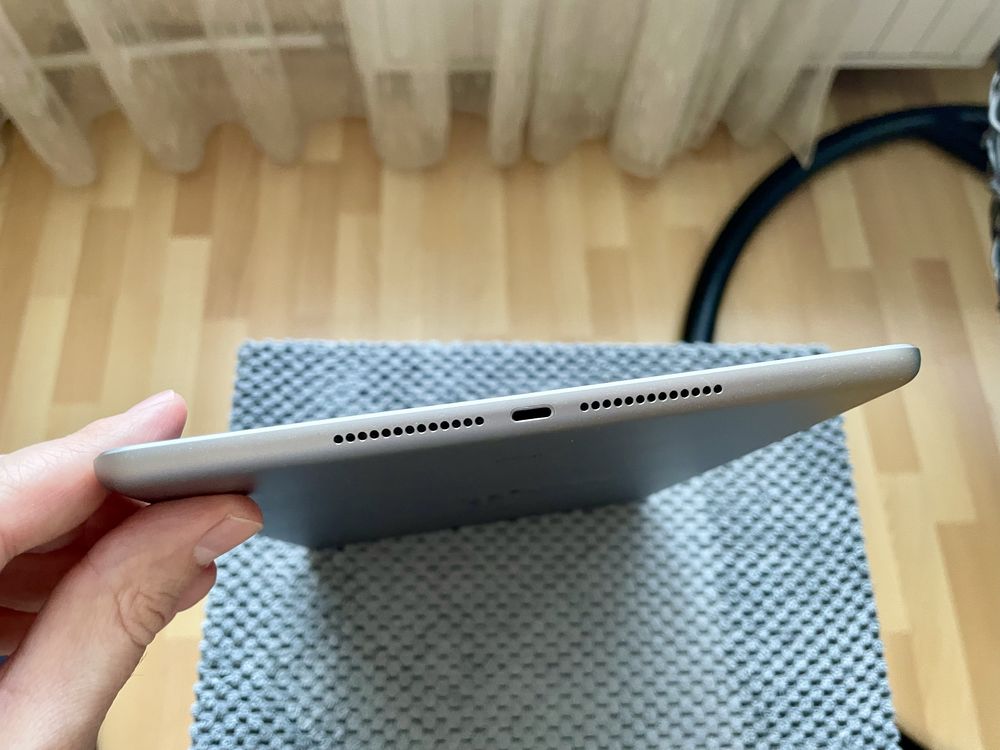 IPAD 5 32GB з сімкартою lte Space Grey