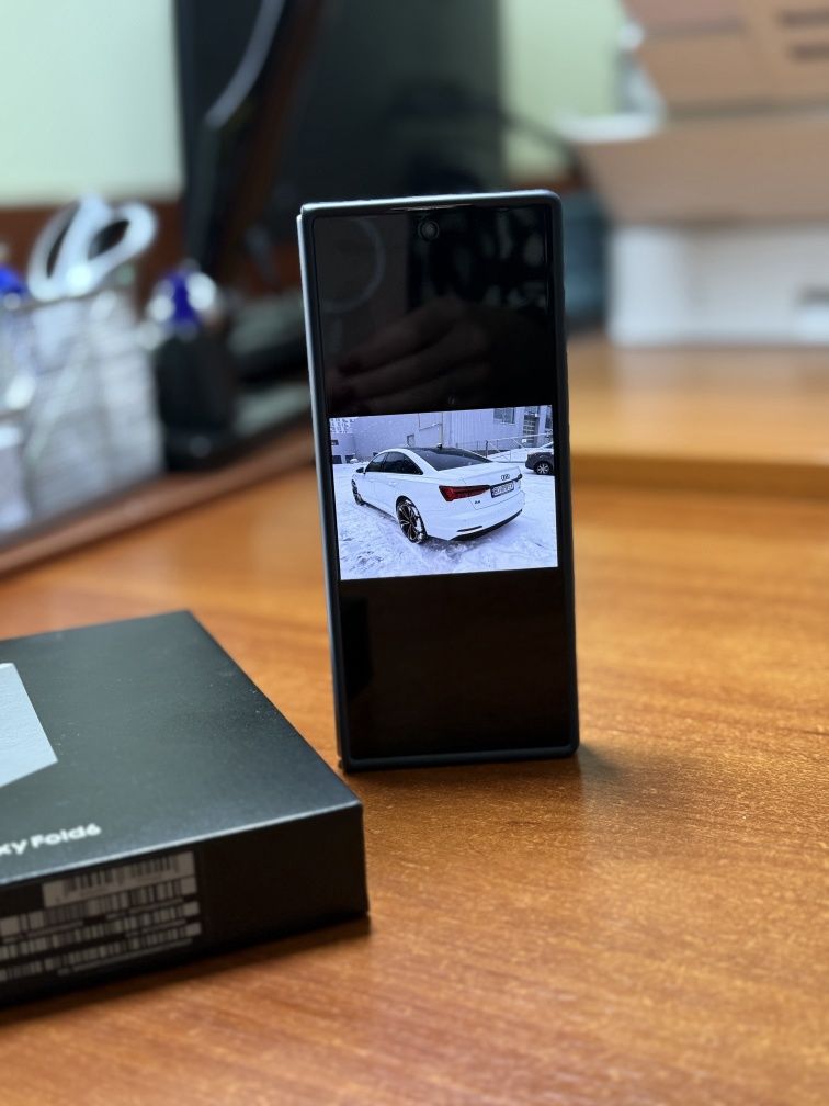 Samsung Galaxy Fold 6