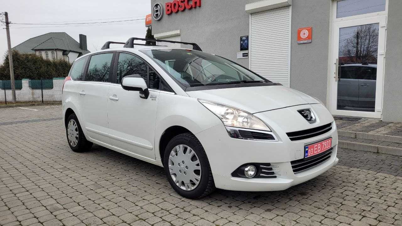 Peugeot 5008 2.0D 7місць 2012 Швейцарія