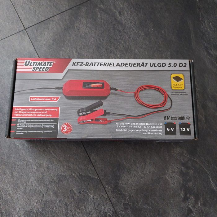 Ładowarka do akumulatorów samochodowych ULGD 5.0 D2