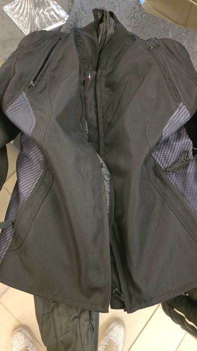 Blusao Dainese mulher.