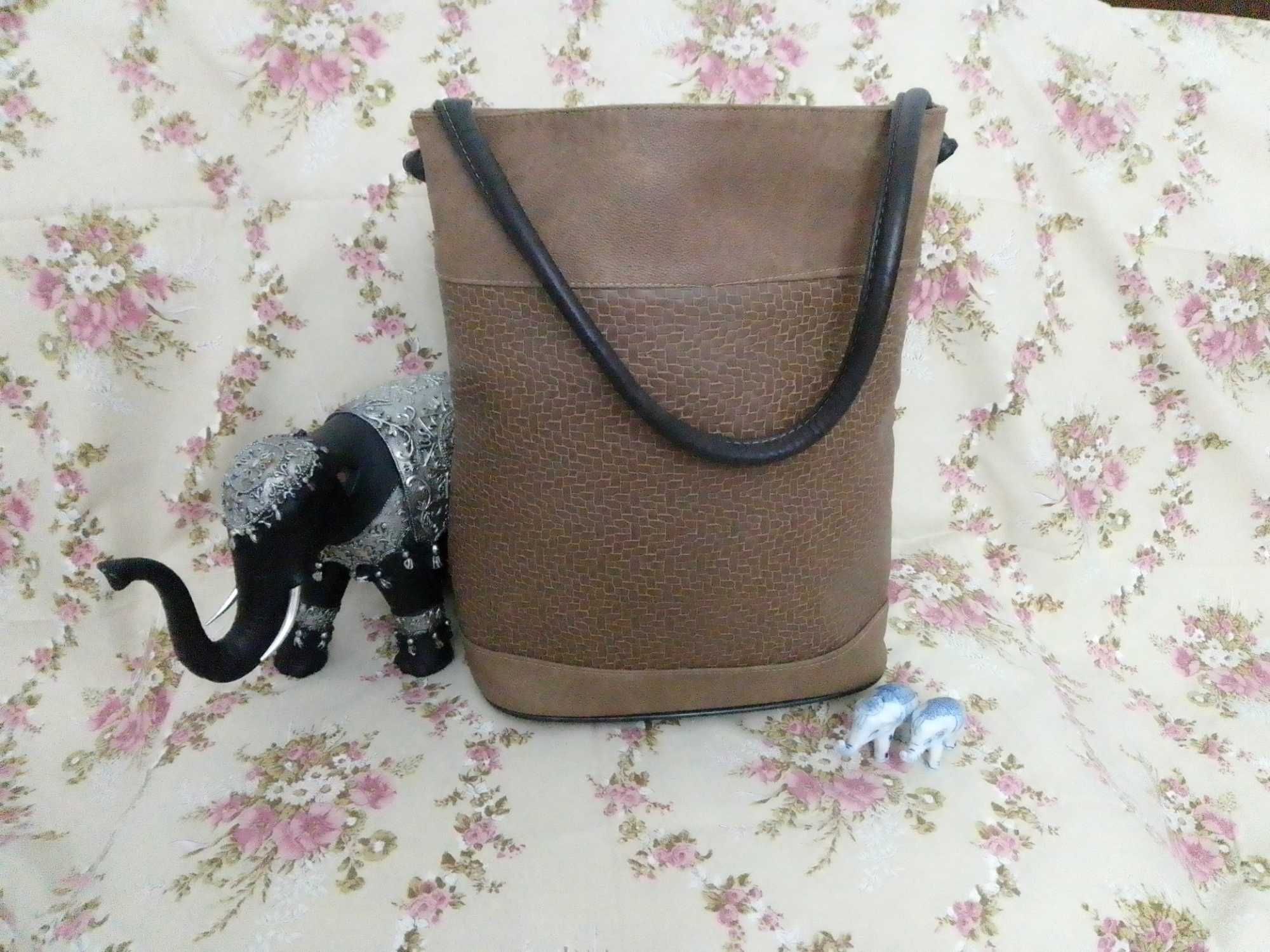 Malas de senhora destaque para "cavalinho" Mochilas, Vinted e  casuais
