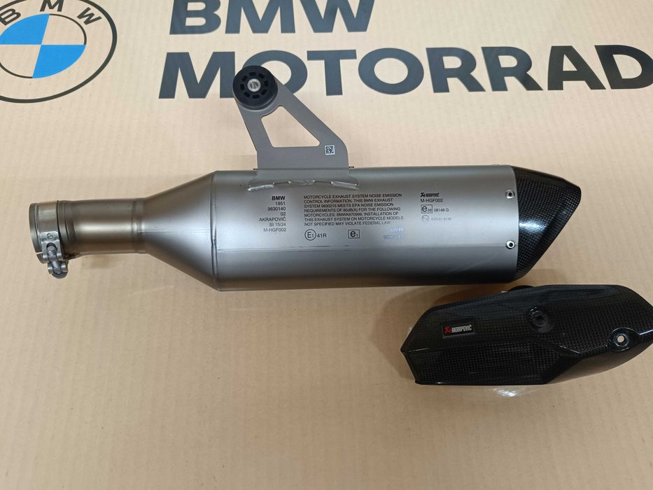 Ponteira Akrapovic BMW S1000XR K69 - NOVA com proteção