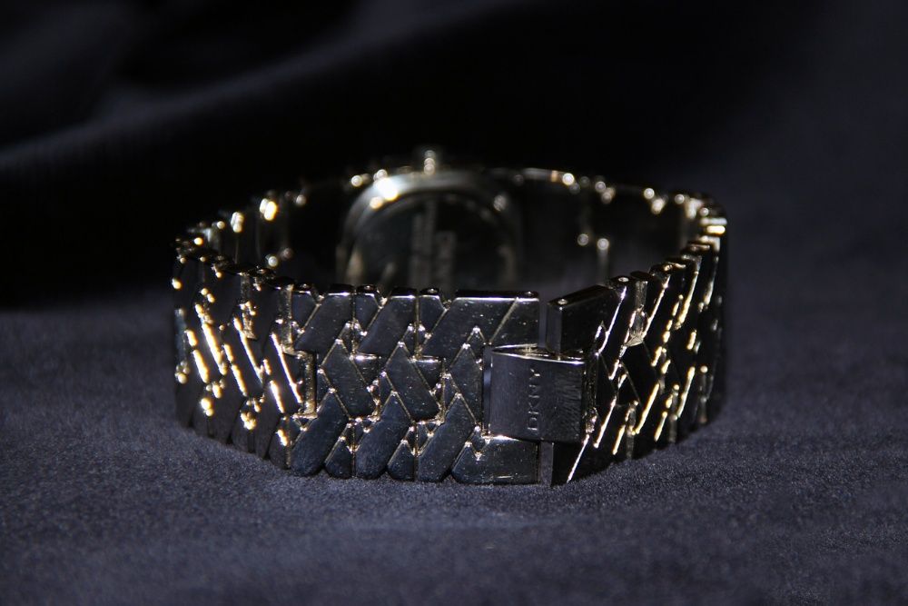 Часы женские DKNY NY4231 кварцевые 93 steel bracelet black dial