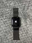Apple Watch Series 5 44 mm aluminium + pasek + tadowarka