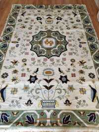Carpete original arraiolos