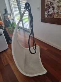 Cadeira de baloiço suspensa branca