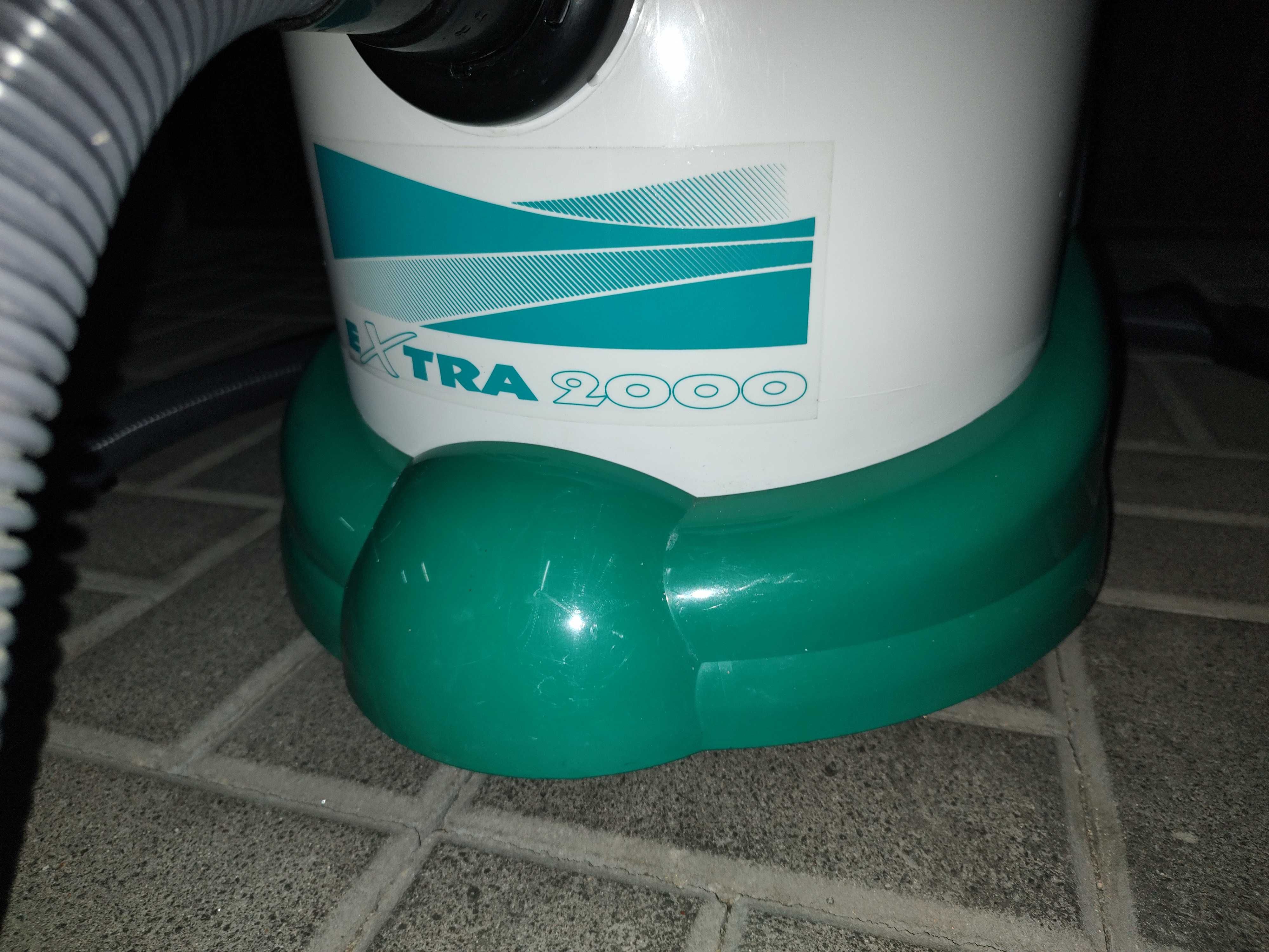 Przemysłowy odkurzacz do prania tapicerki LIV EXTRA 2000 o mocy 1600 W