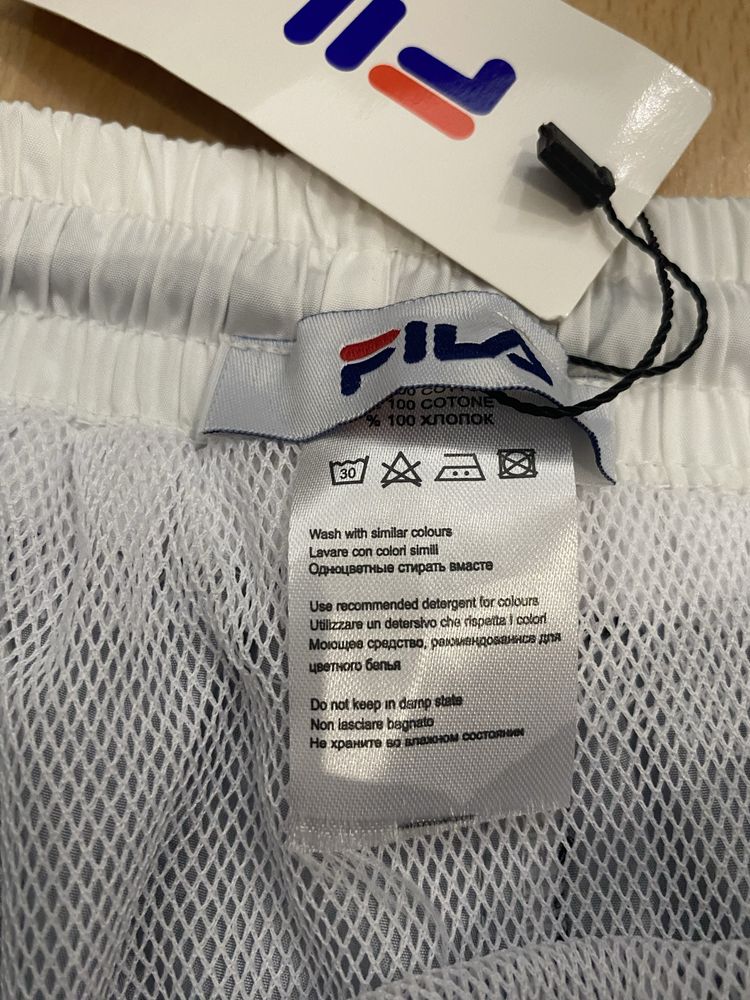 Шорти Fila нові