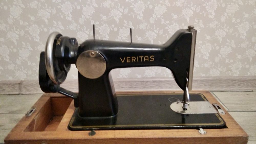 Антикварна швейна машина Veritas