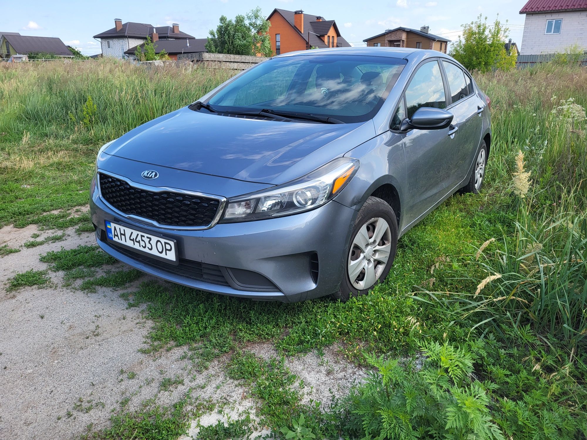 Аренда авто Hyundai KIA