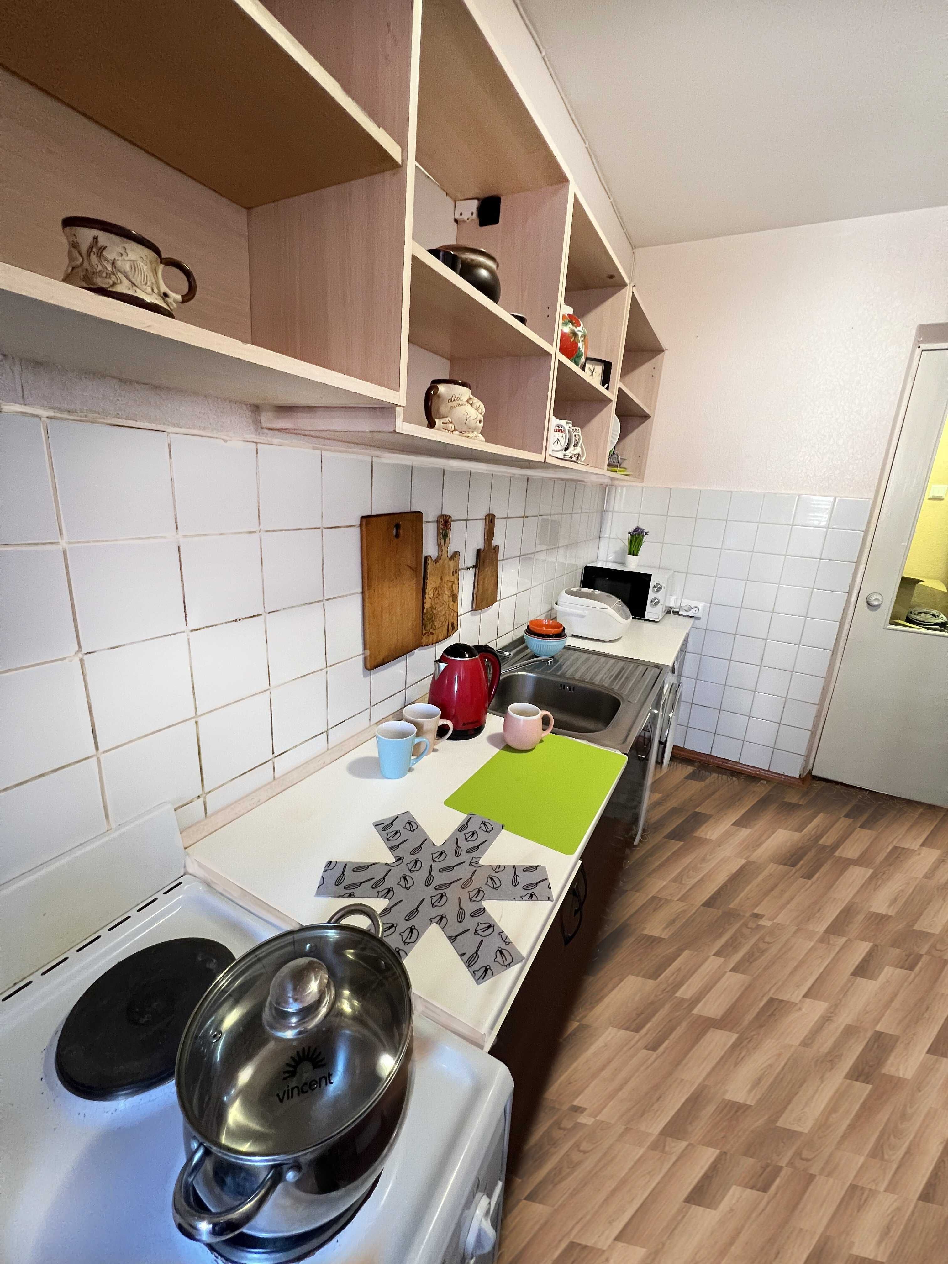 Новый хостел (койко-место) метро Печерская, Hostel/общежитие центр