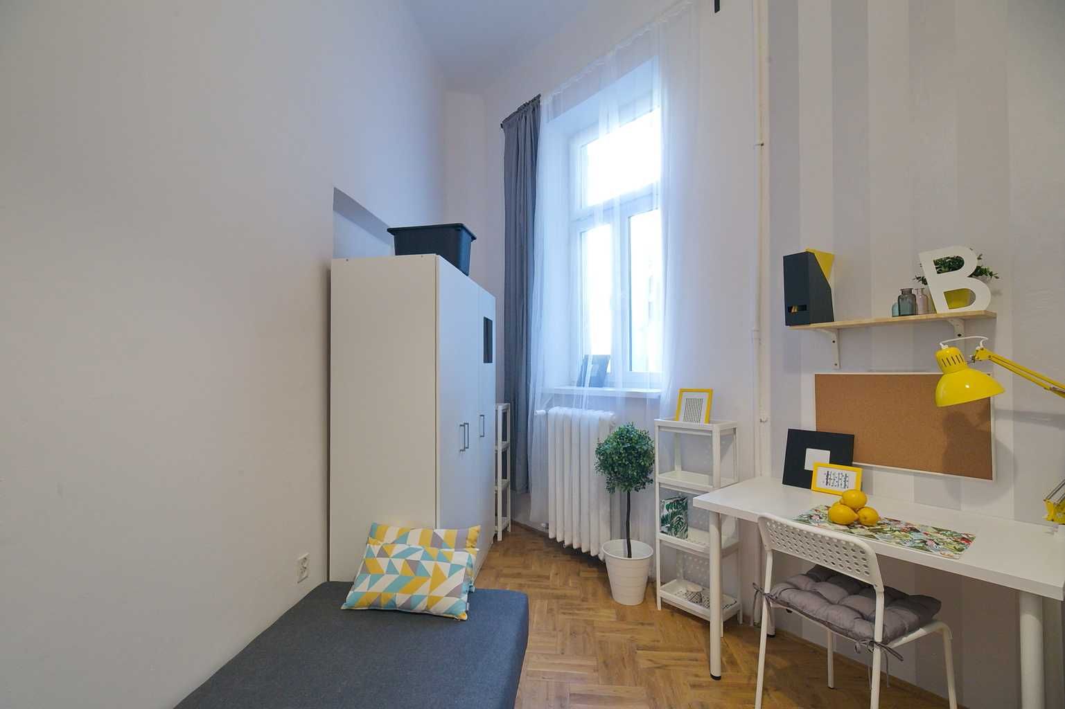 Pokój dwuosobowy,  ul. Szpitalna 9 - Ścisłe Centrum — Stare miasto