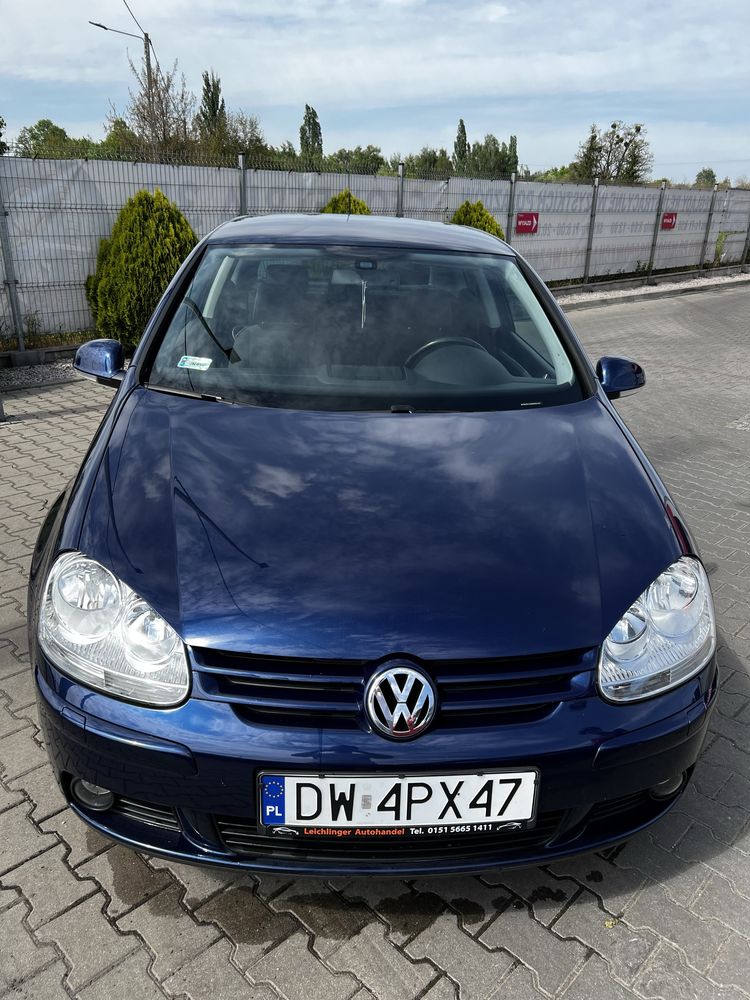 Volskwagen Golf V 1.6 102KM 2008 rok United