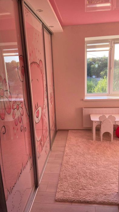 Продам 3 кімнатну квартиру 5/5 (пр-т Будівельників 32А)