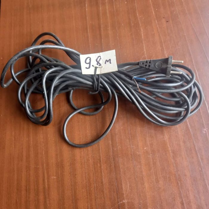 Бра настенное. Провода с вилкой, удлинители военные