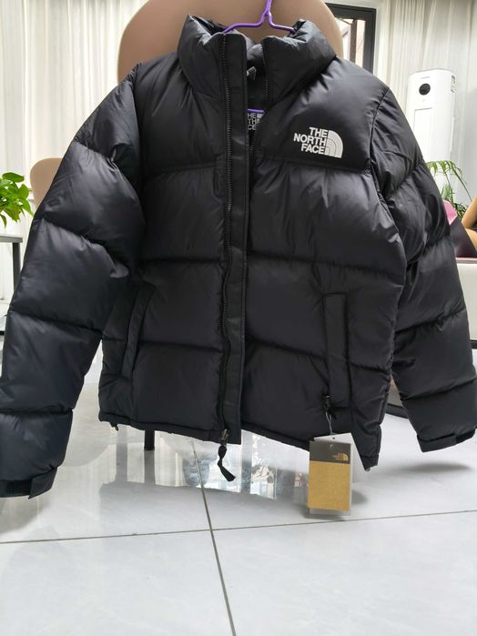 Czarna kurtka puchowa marki The North Face / rozmiar S/  nowe