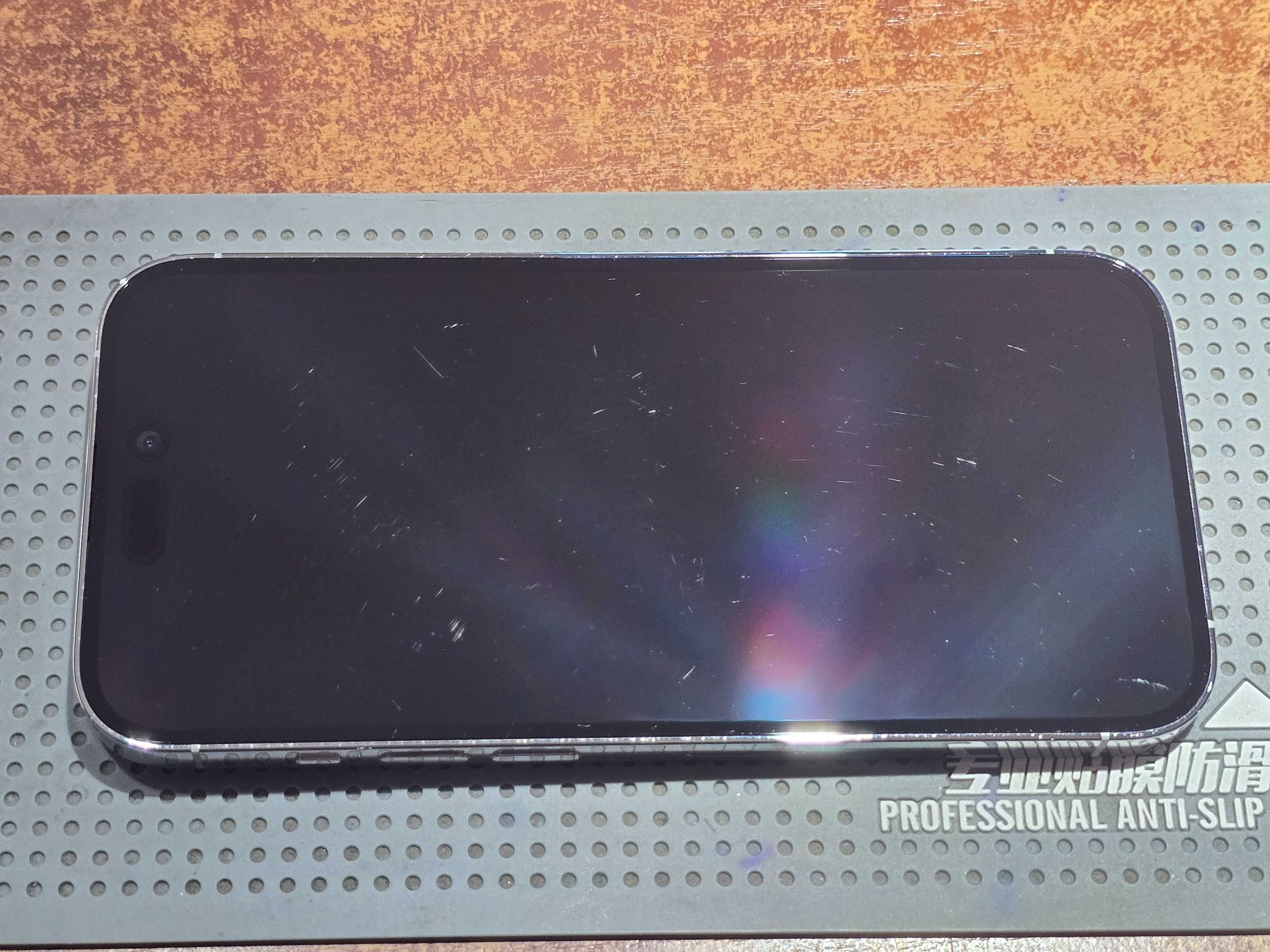 Używany - Apple iPhone 14 Pro 256GB Srebrny - GSM Baranowo