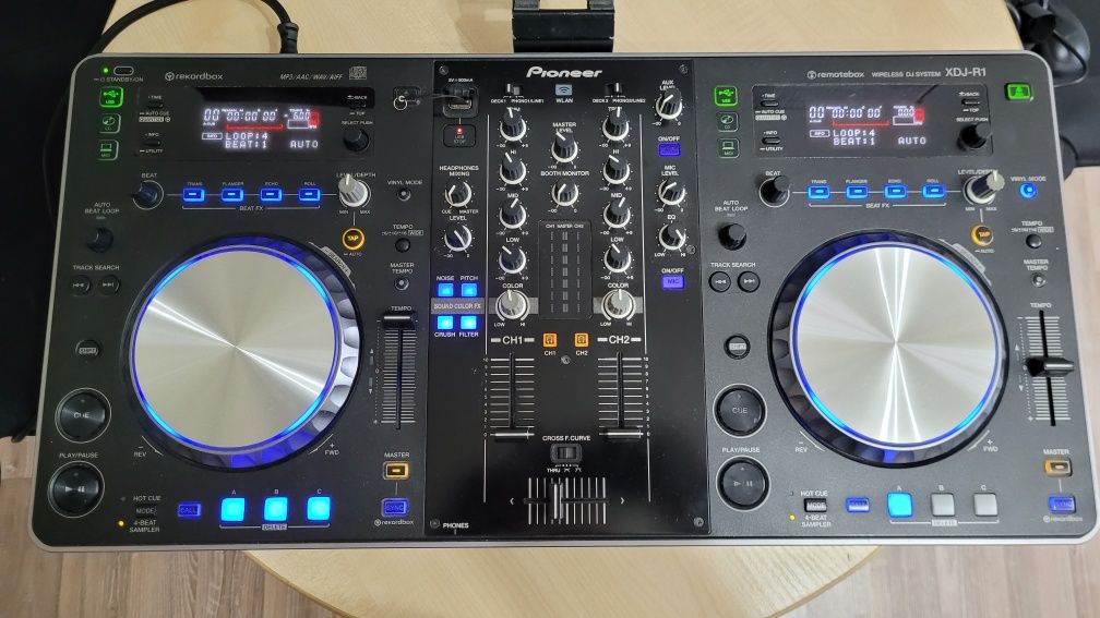 Pioneer dj xdj r1 + pokrowiec torba szyta na zamówienie  wartość 500zł