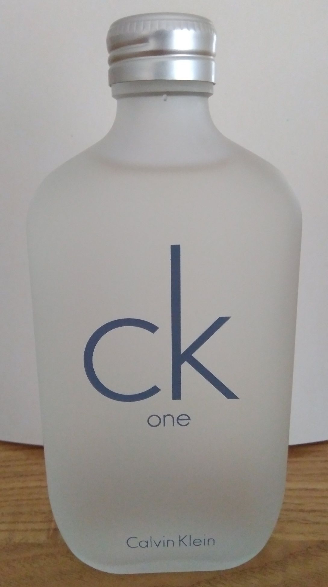 Perfume Calvin Klein One 200 mL - POR ABRIR