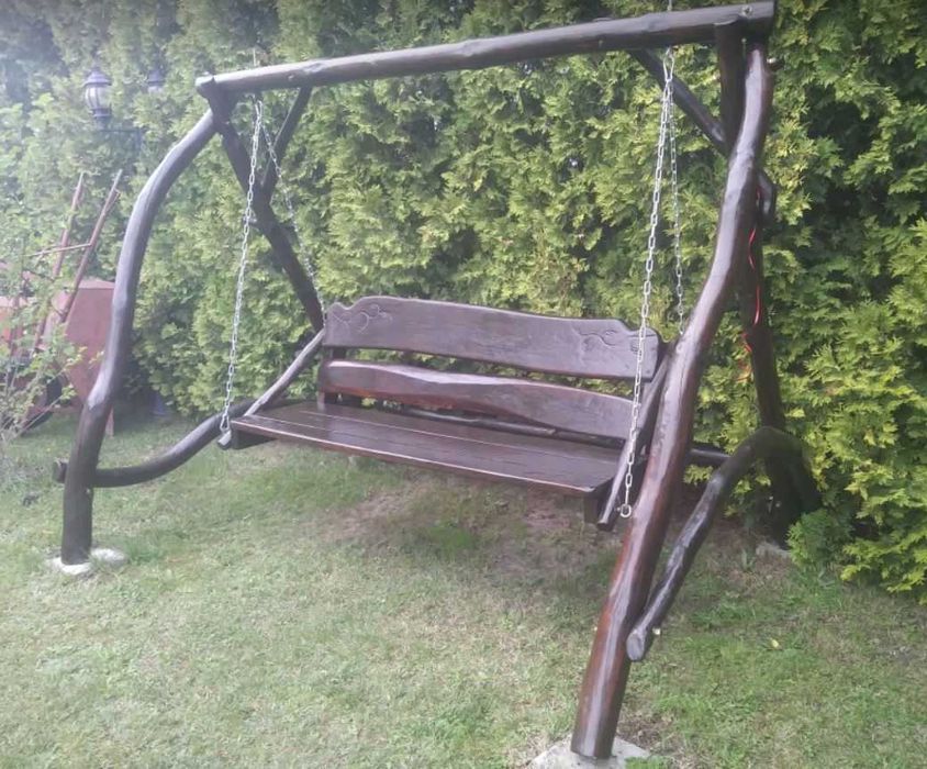 Huśtawka ogrodowa z ławką