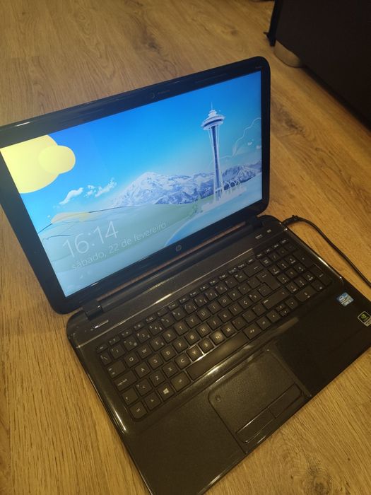 Portátil HP i5 pavilion series